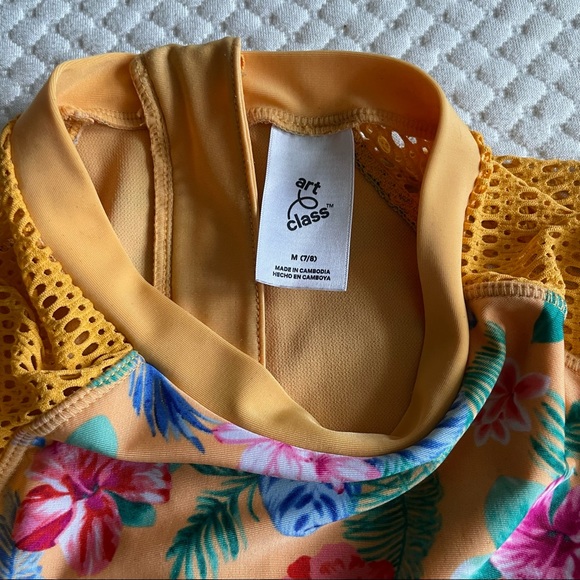 Yellow floral one piece bathing suit size 7 / 8 - Picture 4 of 4